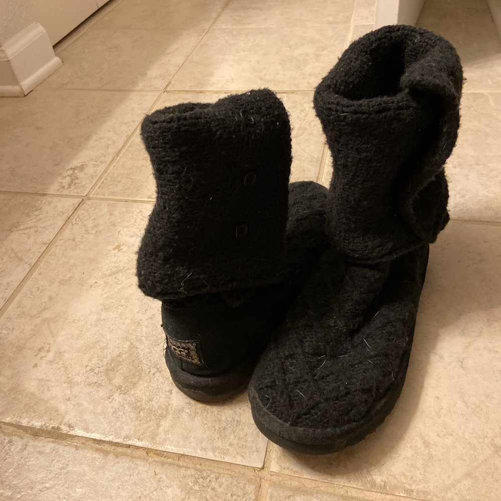 Cable-Knit Ugg’s - image 2